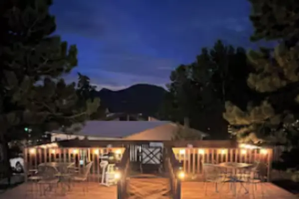 best-hotels-in-estes-park-colorado